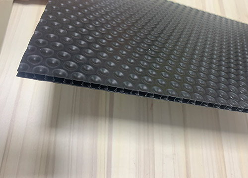 PP塑料蜂窩板：建筑行業的新寵與未來之星